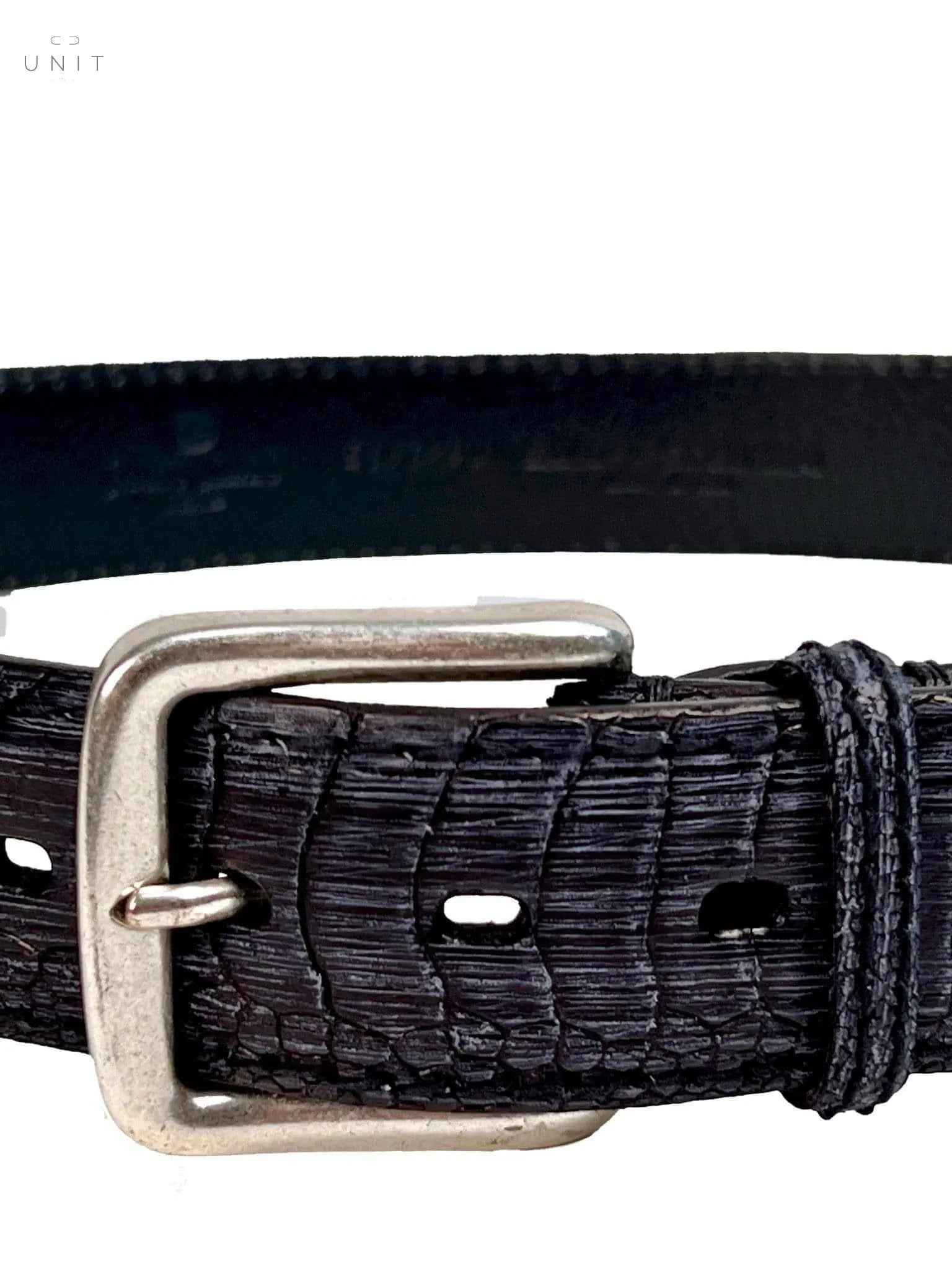 ファウスト・コラート、エンボスレザー、マットブラックブルー