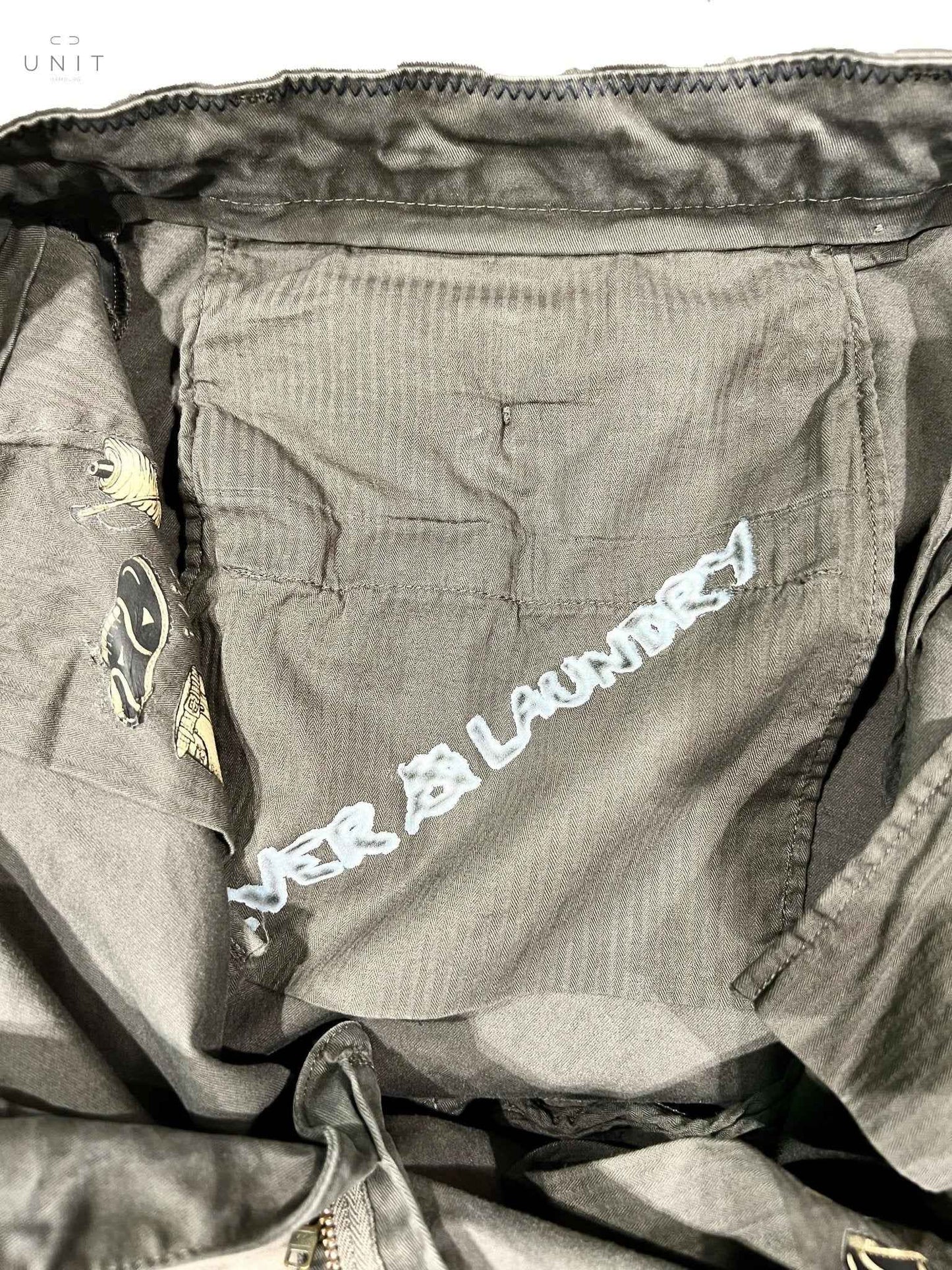 ネバーランドリー、コットンツイル、オリーブグレー - UNIT Hamburg