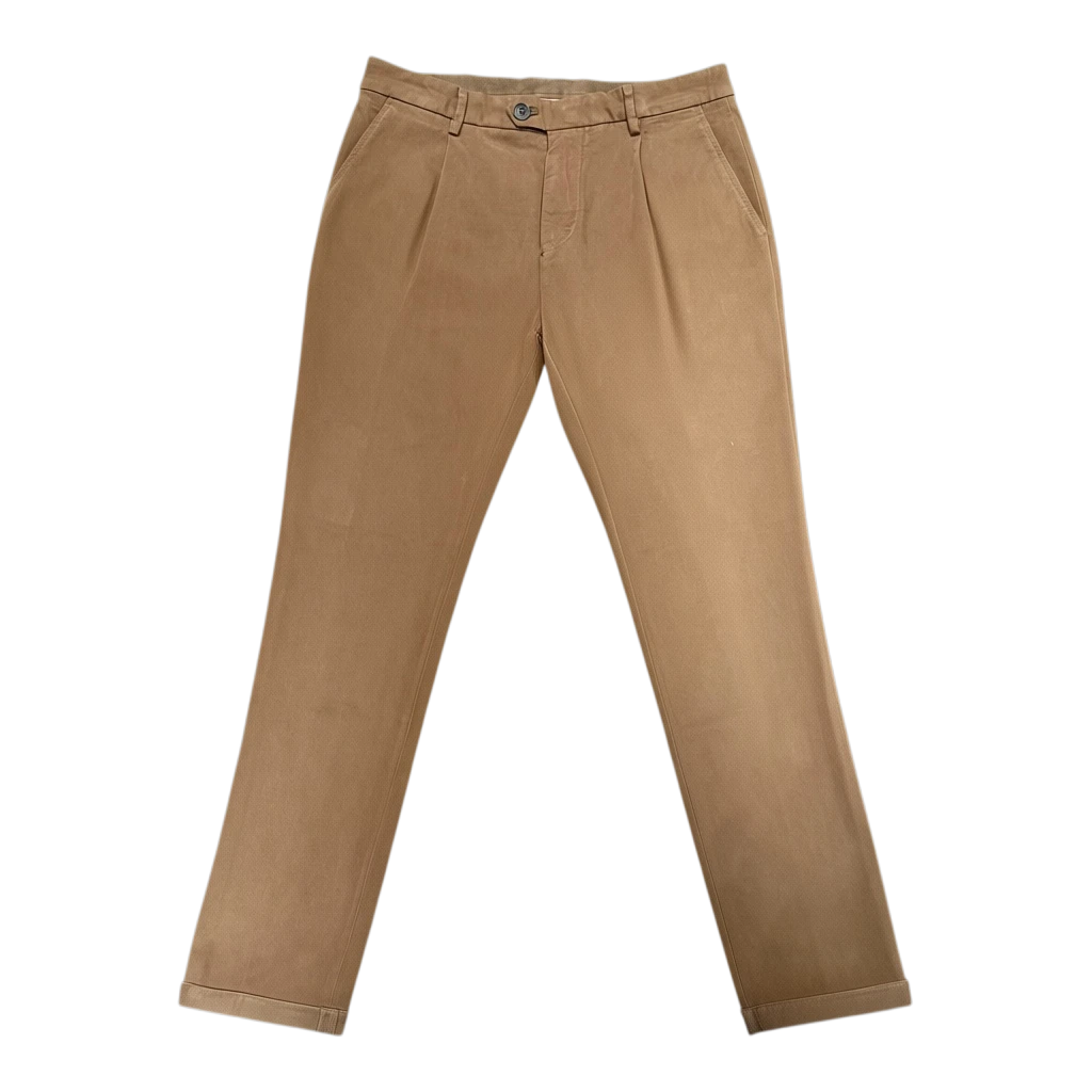 Never Laundry Chino dunkelbeige mit Bundfalte