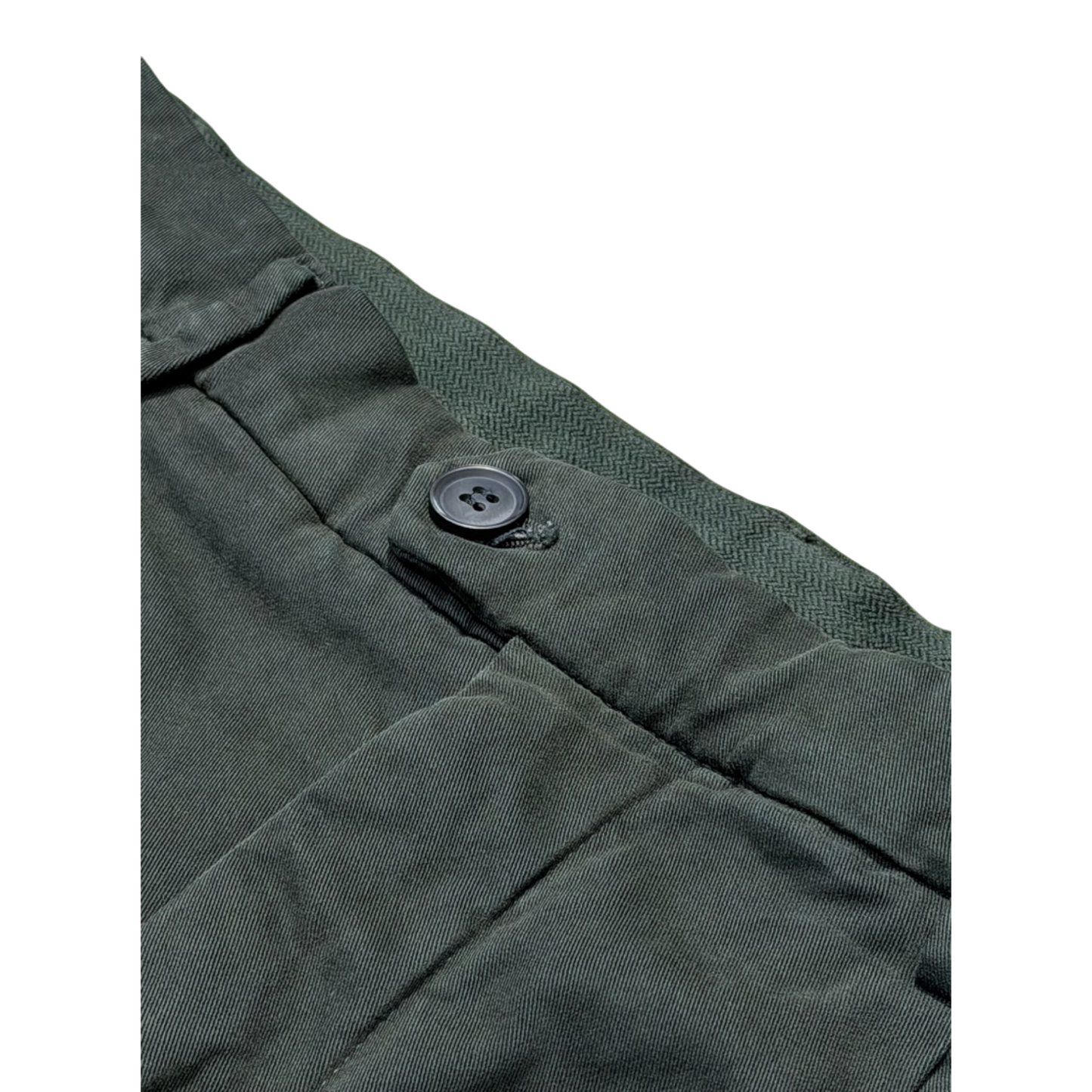 Never Laundry Chino falschengrün mit Bundfalte